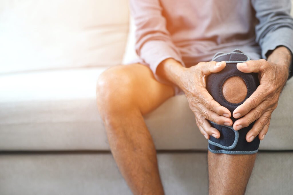 osteoarthritis is more common in the elderly. causes knee pain,